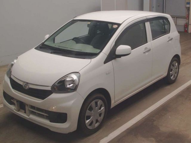 3098 DAIHATSU MIRA E S LA300S 2016 г. (TAA Kantou)